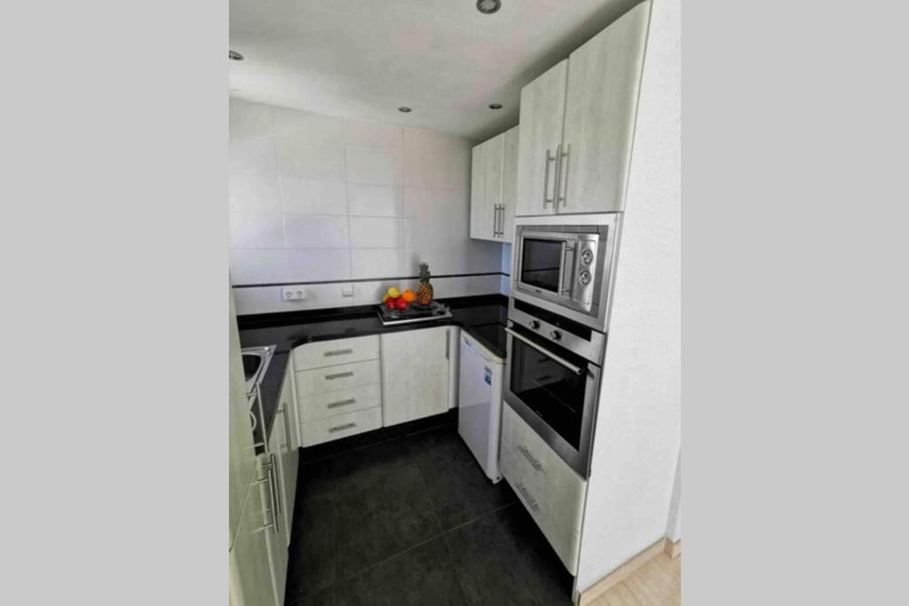 Comfy Sea View Apartment With Parking Calpe Eksteriør billede